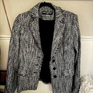 Karl Lagerfeld Paris Collar
Tweed Jacket With Fringe, Size 6